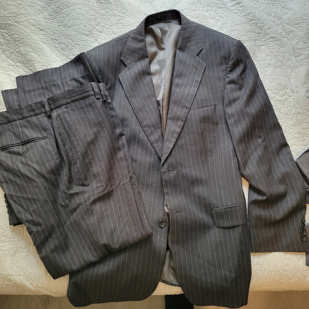 Express Gray Wool-Blend Suit Professional Tailoring